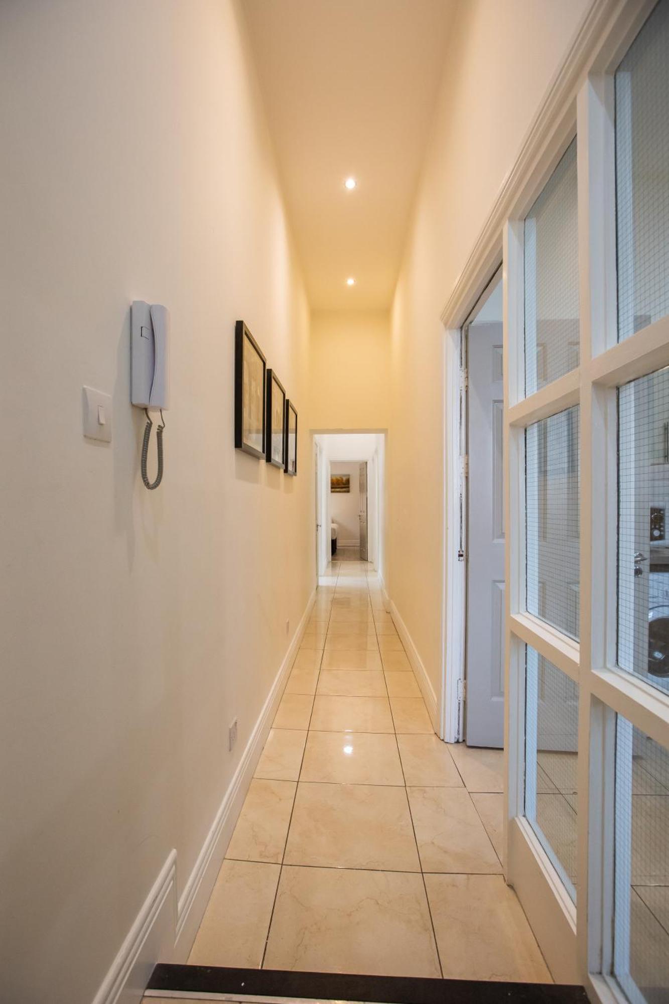 Temple Bar Essex Apartments Δουβλίνο Εξωτερικό φωτογραφία